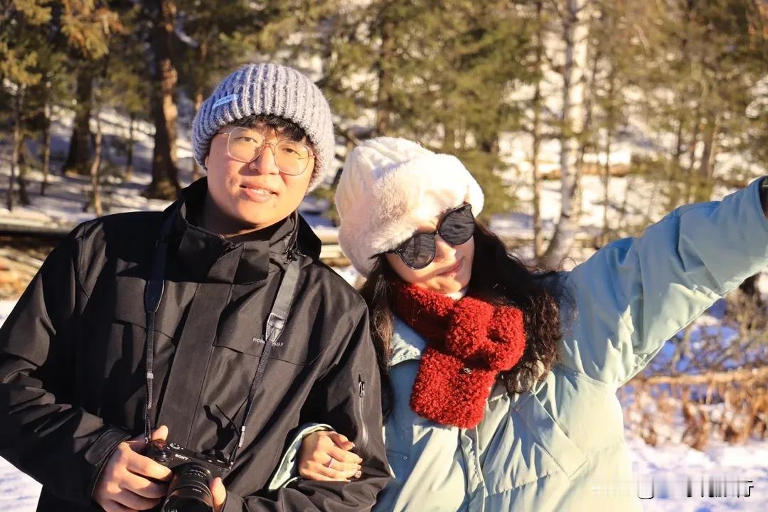 璀璨双湖头等舱旅拍
阅尽山河，终觉人间值得
行至禾木，可抵岁月漫长·11月27日