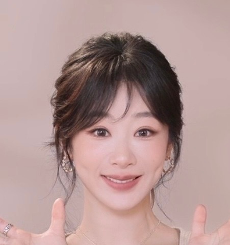 怼脸这么美的内娱除了杨紫没几个能做到 ​​​