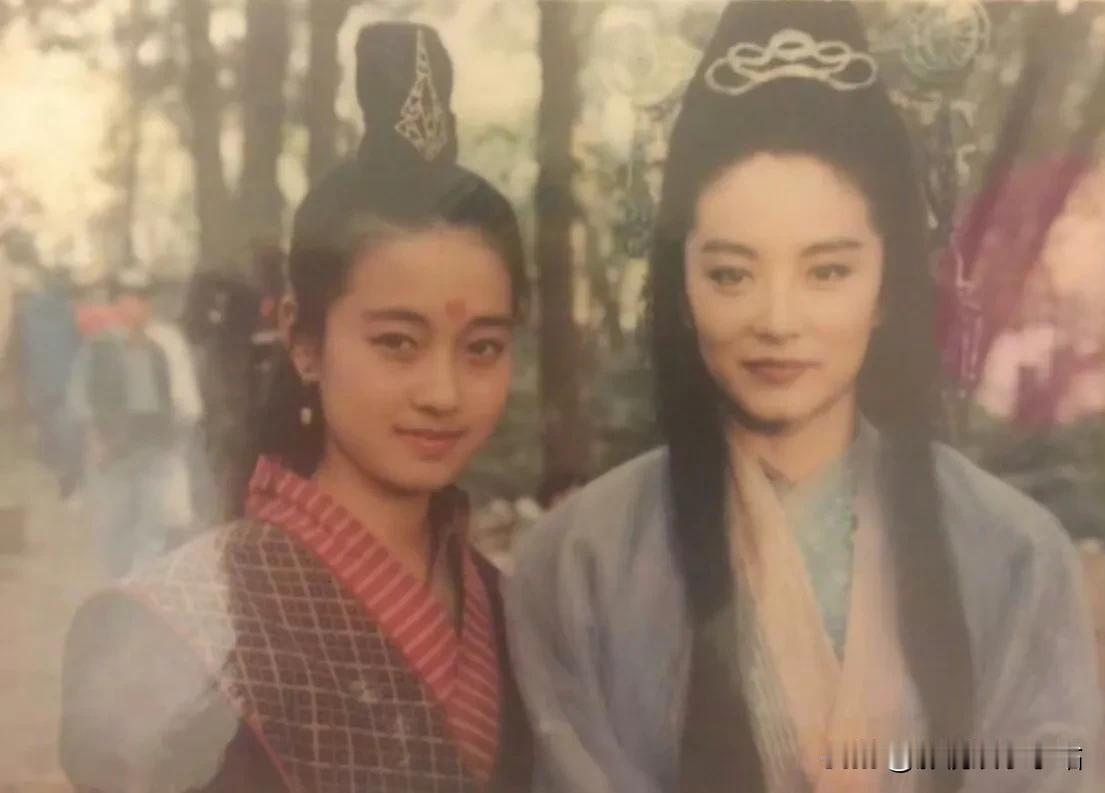1992年，还是高中生的马伊琍，去剧组当临时演员，当时林青霞在龙华寺拍《六指琴魔
