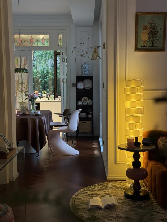 回家第一眼就被这扇门吸引了…