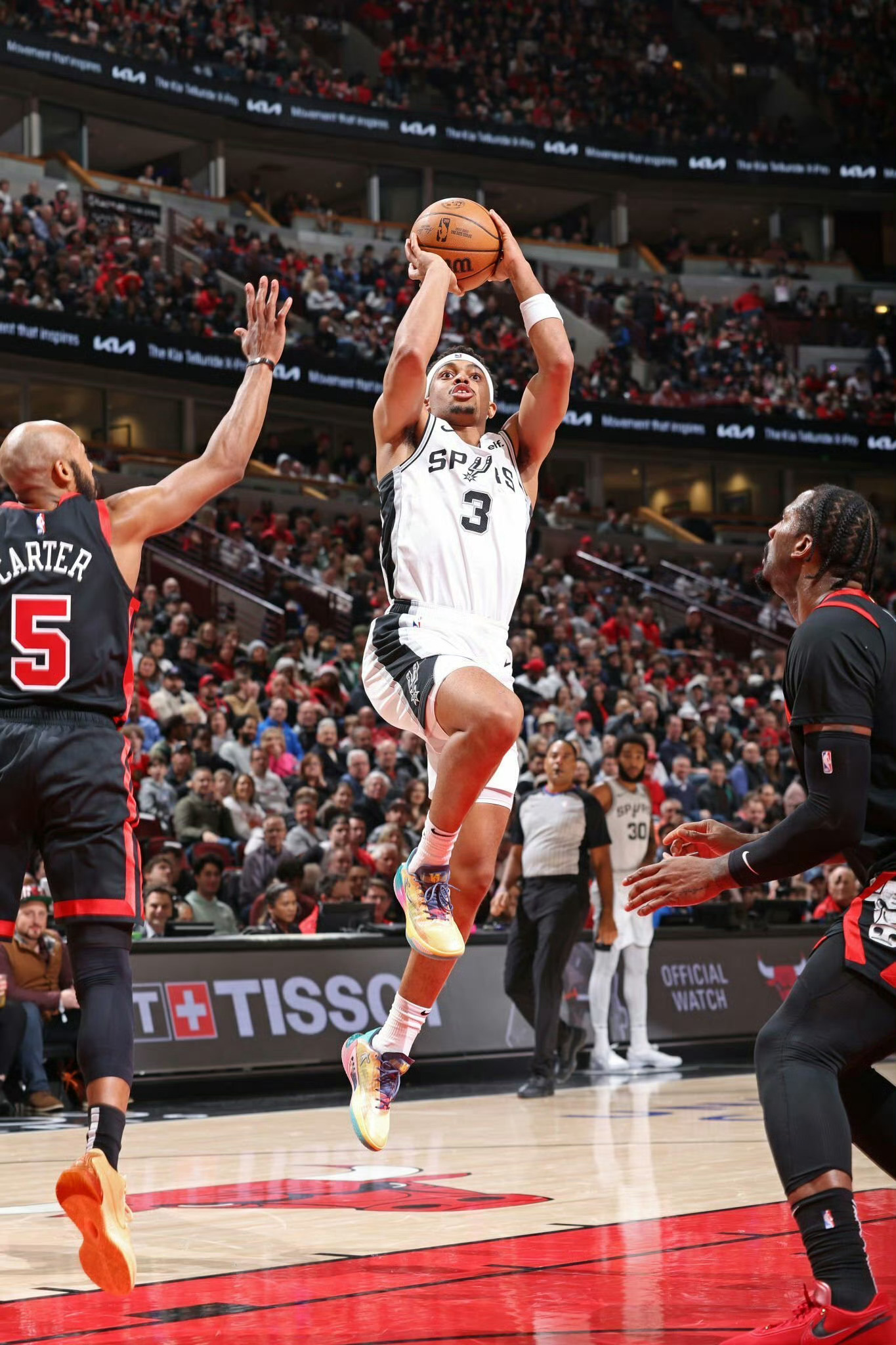 ⬜️ 比赛预告//GoSpursGo ⬛️⏰ 时间:明天9点（主场）🆚 对手: