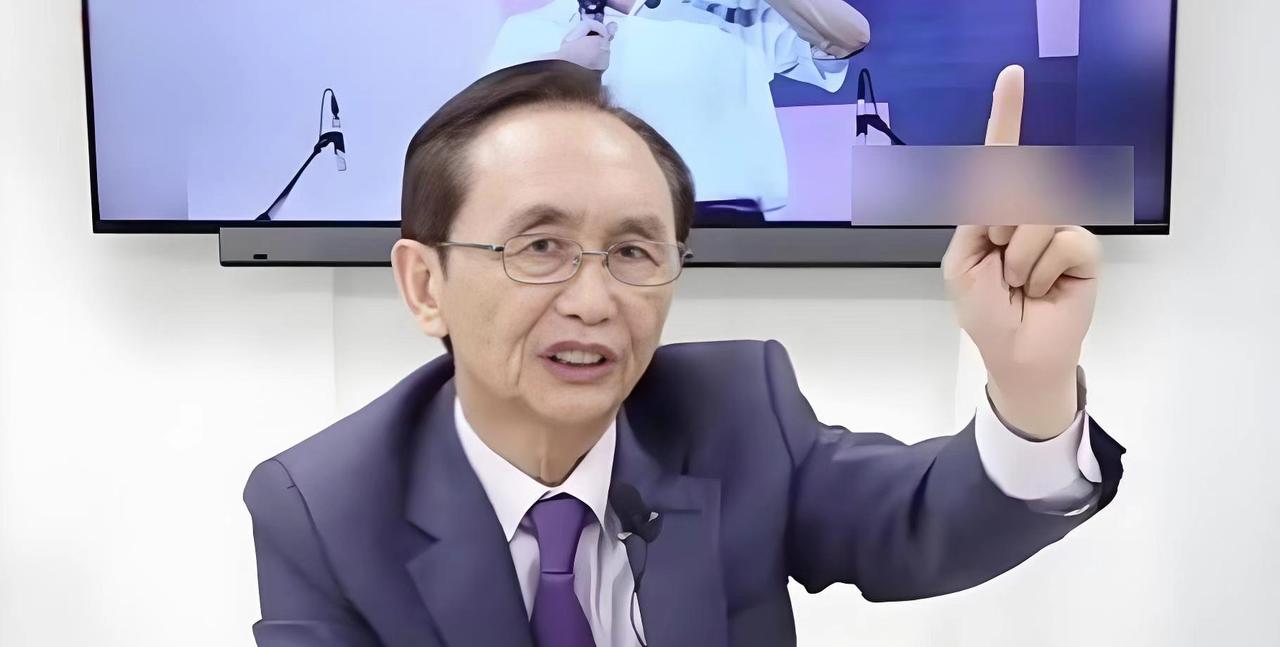 台湾名嘴吴子嘉6月30日晚在节目中出人意料地表示，韩国瑜的声量在岛内持续走高，成