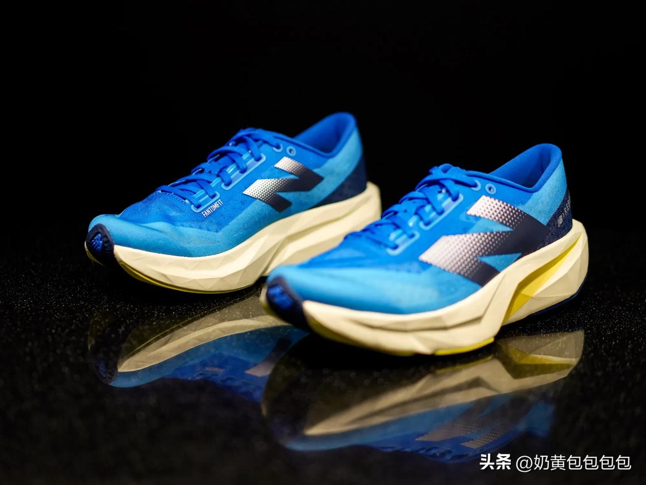 近年最喜欢的训练鞋系列。
	
软软糯糯的脚感，听起来像在形容年糕……确实有种跑出