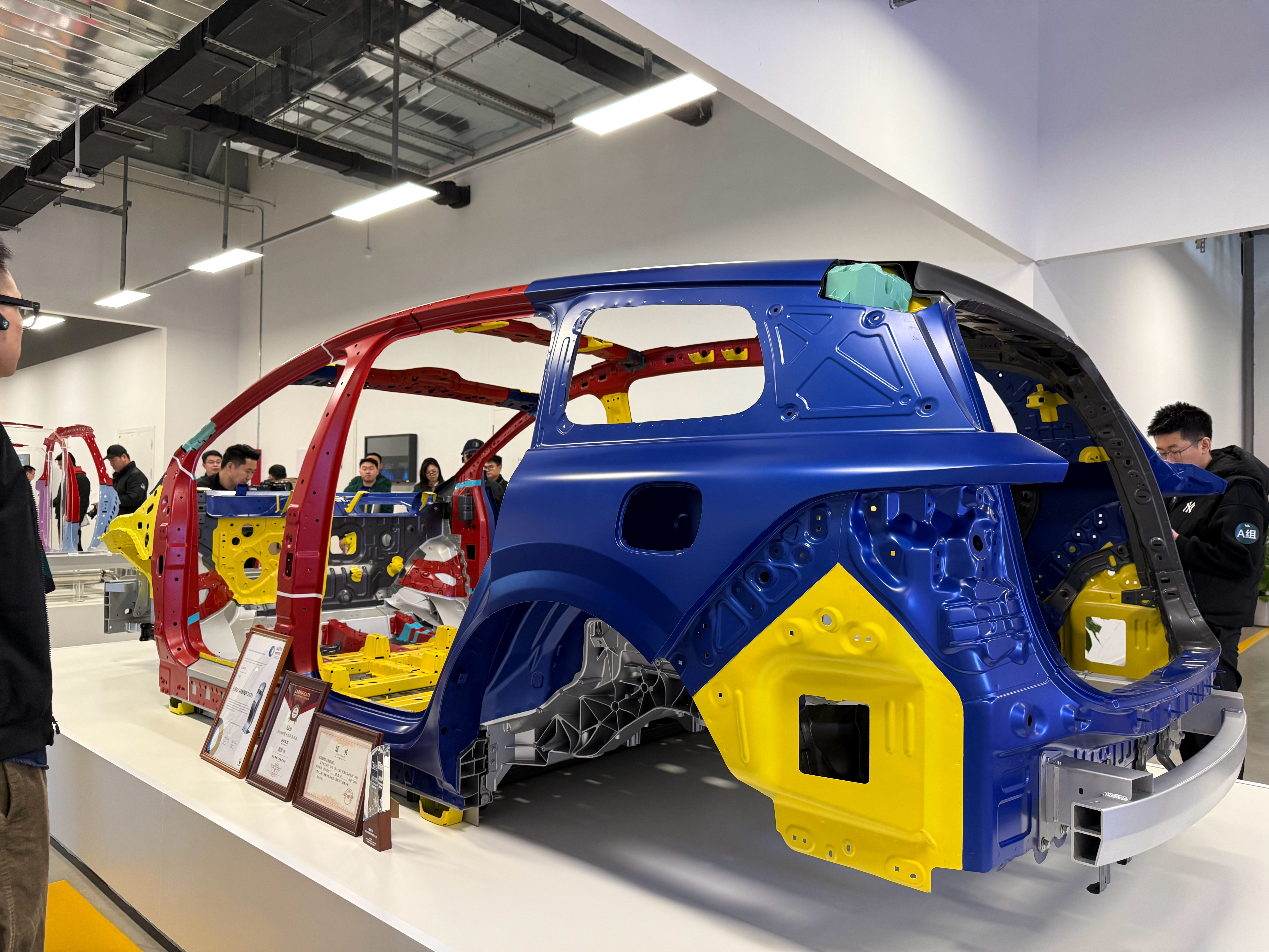 理想i8白车身理想材料研发成果大盘点