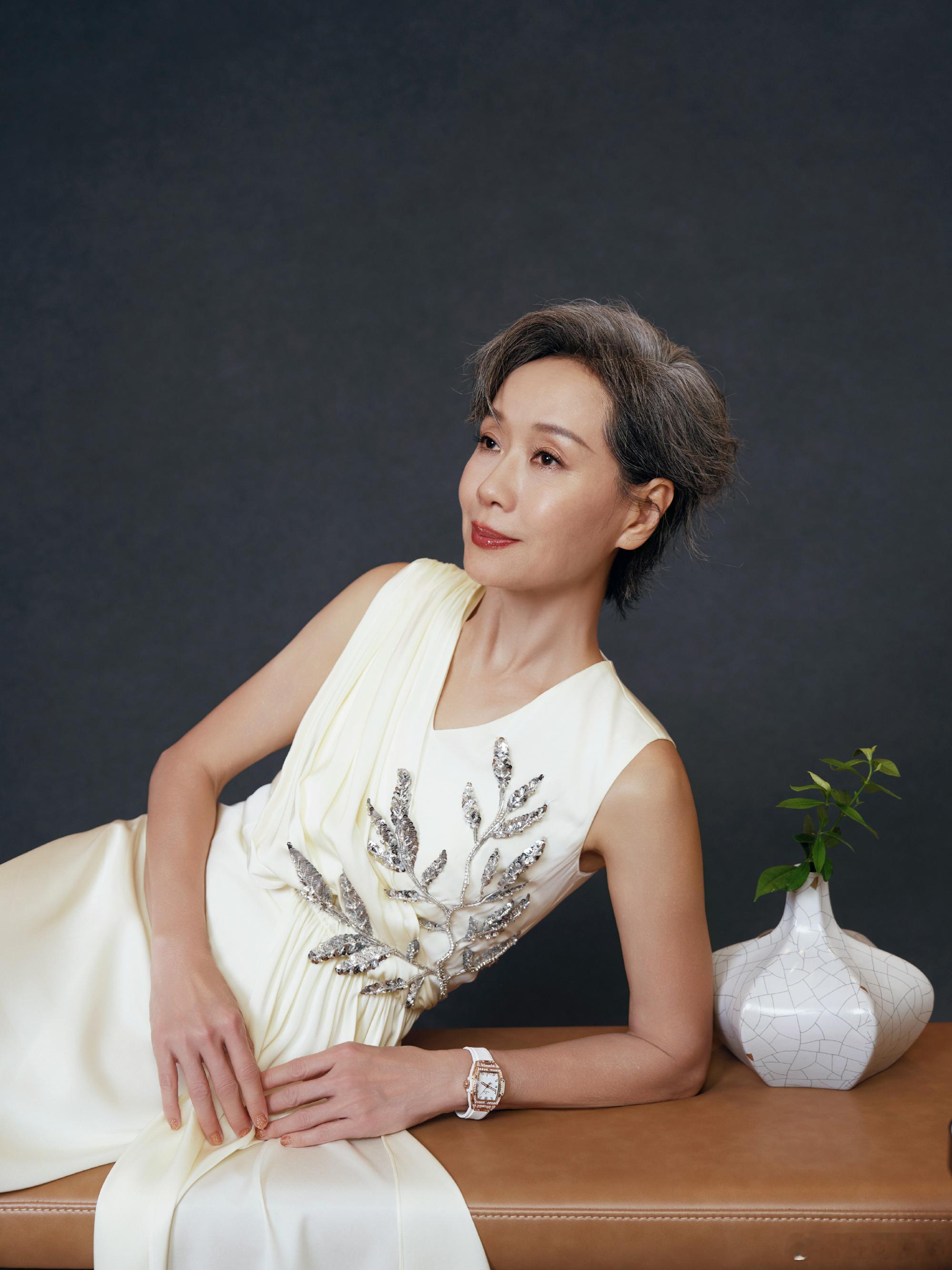 一路繁花影后团上新了叶童宝子们！一路繁花这季绝了，5大影后加盟后，叶童也来凑热闹