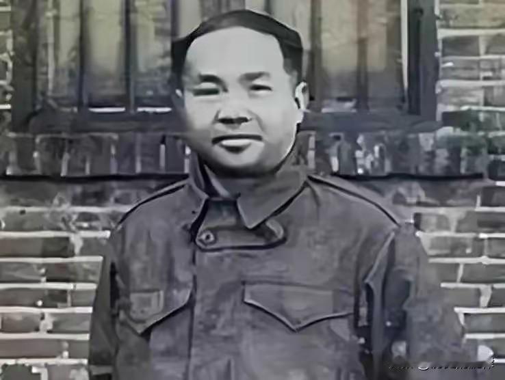 1935年妻子强行锁房送美女，刘湘宁得罪妻子也不碰！看懂他才知什么是真格局
 