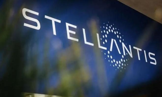 【车视头条】美国汽车工人联合会（UAW）的官员透露：菲亚特克莱斯勒和标致雪铁龙的