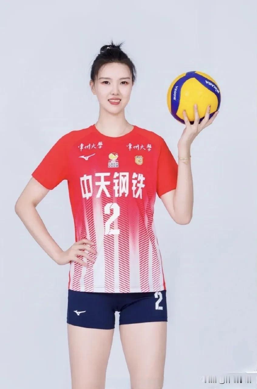 实话实说，中国女排，张常宁，是一个让人敬佩的排球运动员，一直以来，明明可以靠颜值