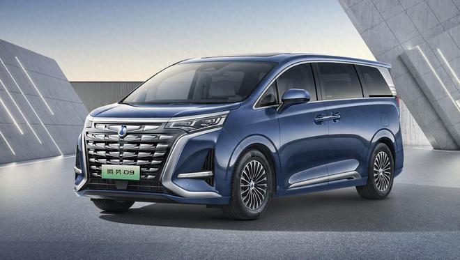 2024款DM-i 1.5T 200km前驱尊享型7座，行驶2万多公里。购车时门