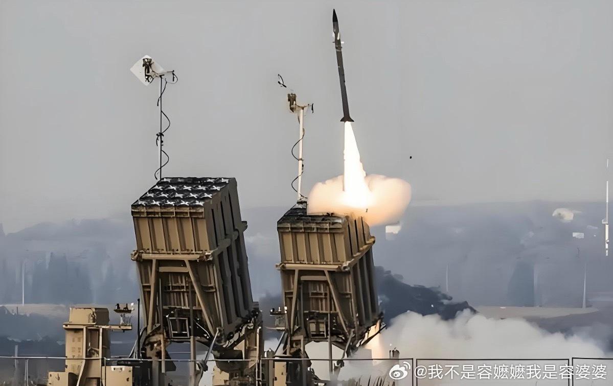 这是以色列的铁穹末端反导系统正在发射拦截弹，一直听说铁穹的拦截弹采购价格在五万美