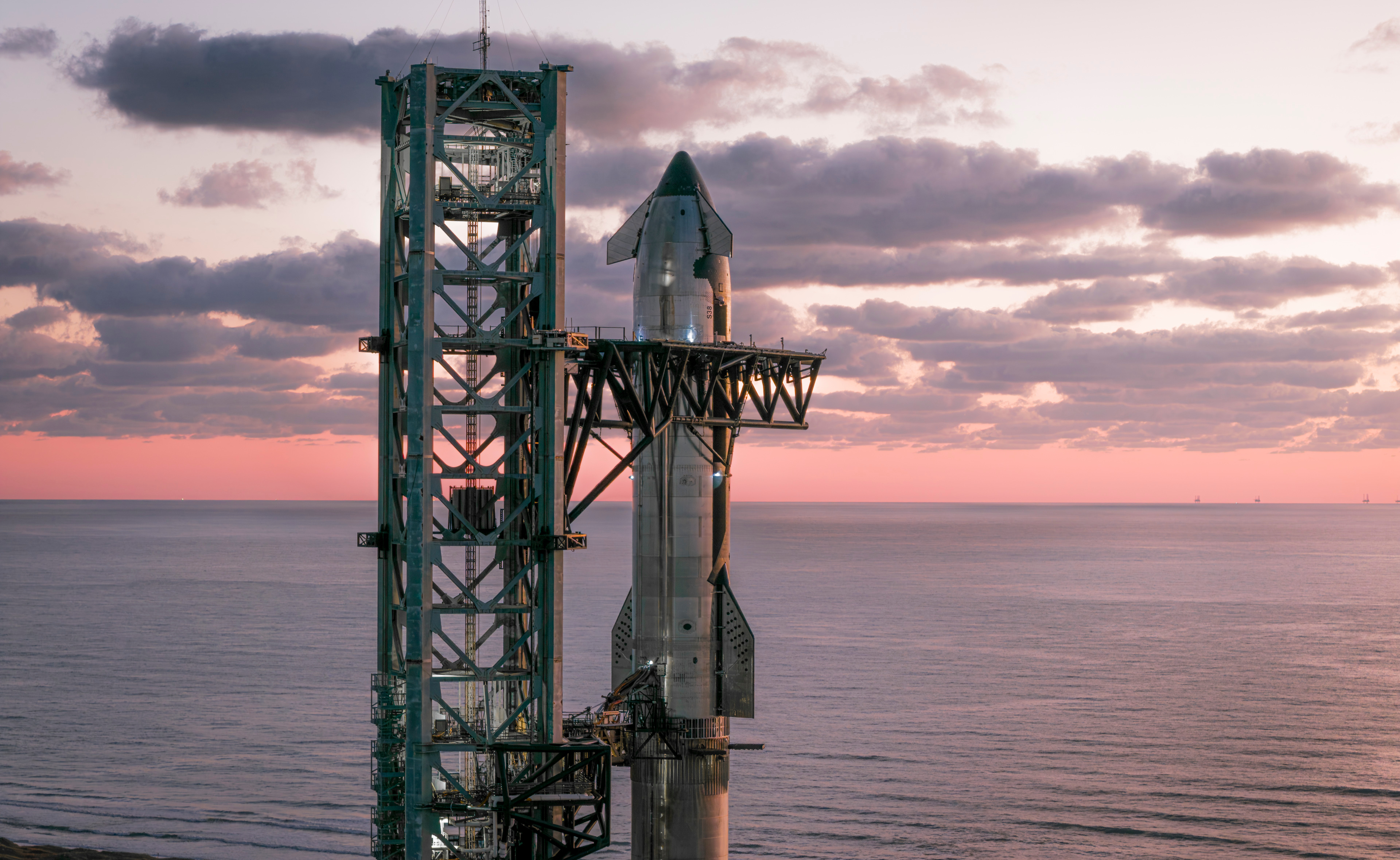 星舰11飞前，再来一波美照！明早6:43，SpaceX开始星舰11飞直播，7:1