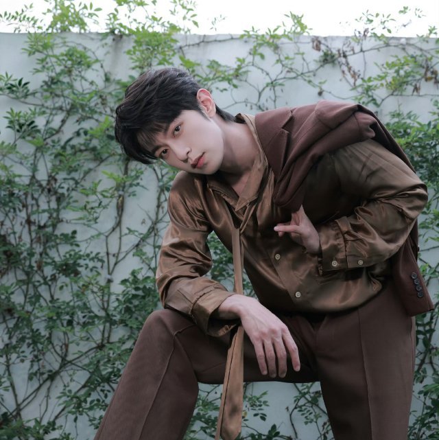 𝐖𝐞𝐂𝐡𝐚𝐭 | 𝒔𝒆𝒆𝒌𝒚李沛恩氛围感头像｜男头｜ 