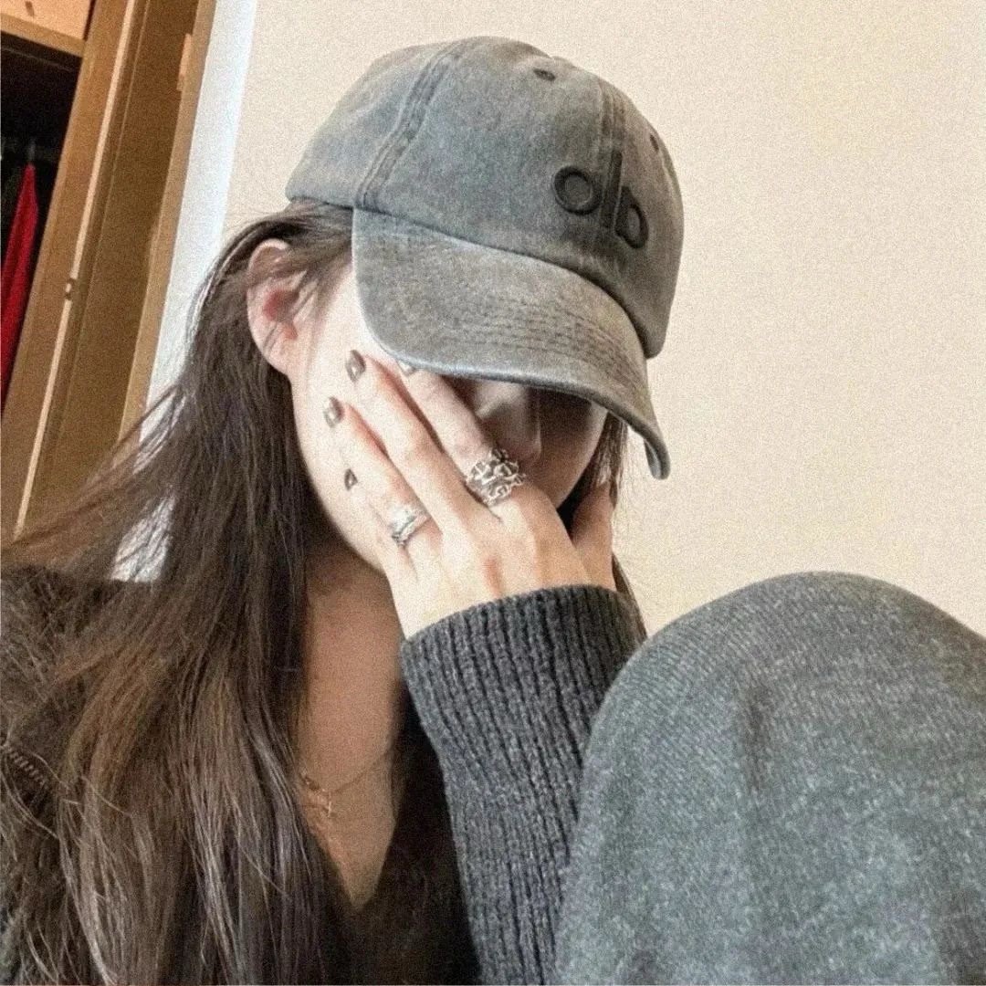 骗你的 早就想让你离开了 只是刚好那天你犯了错 其实你还没走的时候 新的人就出现