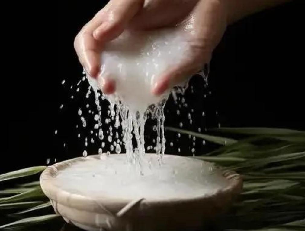 古人没有洗发水，靠什么洗头去屑?天然配方比现代还讲究。

在古代，洗头可不是一件