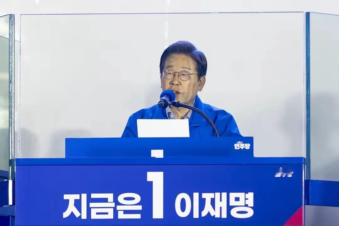 表面祝贺，实则“敲打施压”，脸变得够快！

白宫和五角大楼率先向李在明表祝贺，这