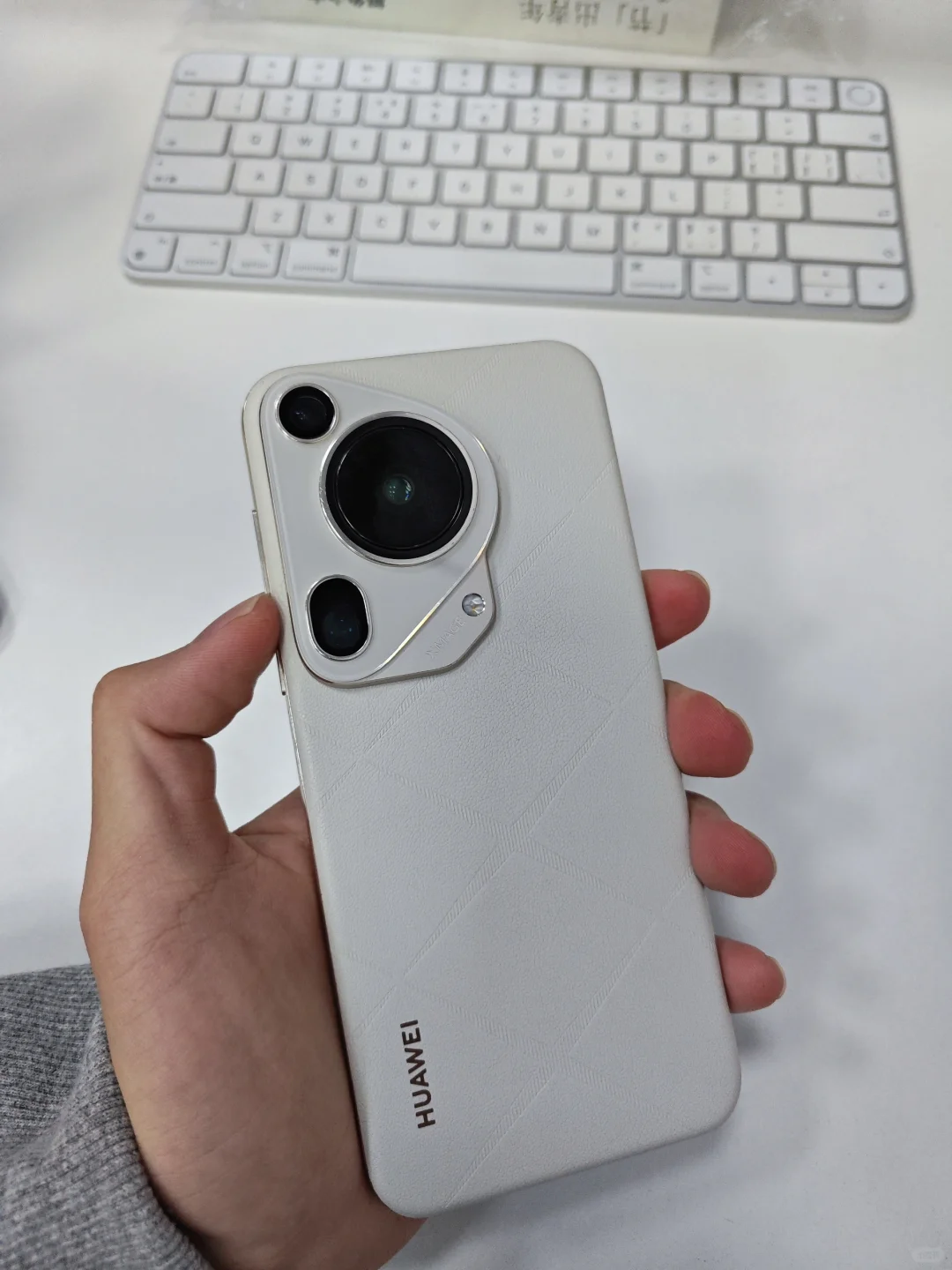 谁懂！mate70Pro没买到，反手入了pura70u