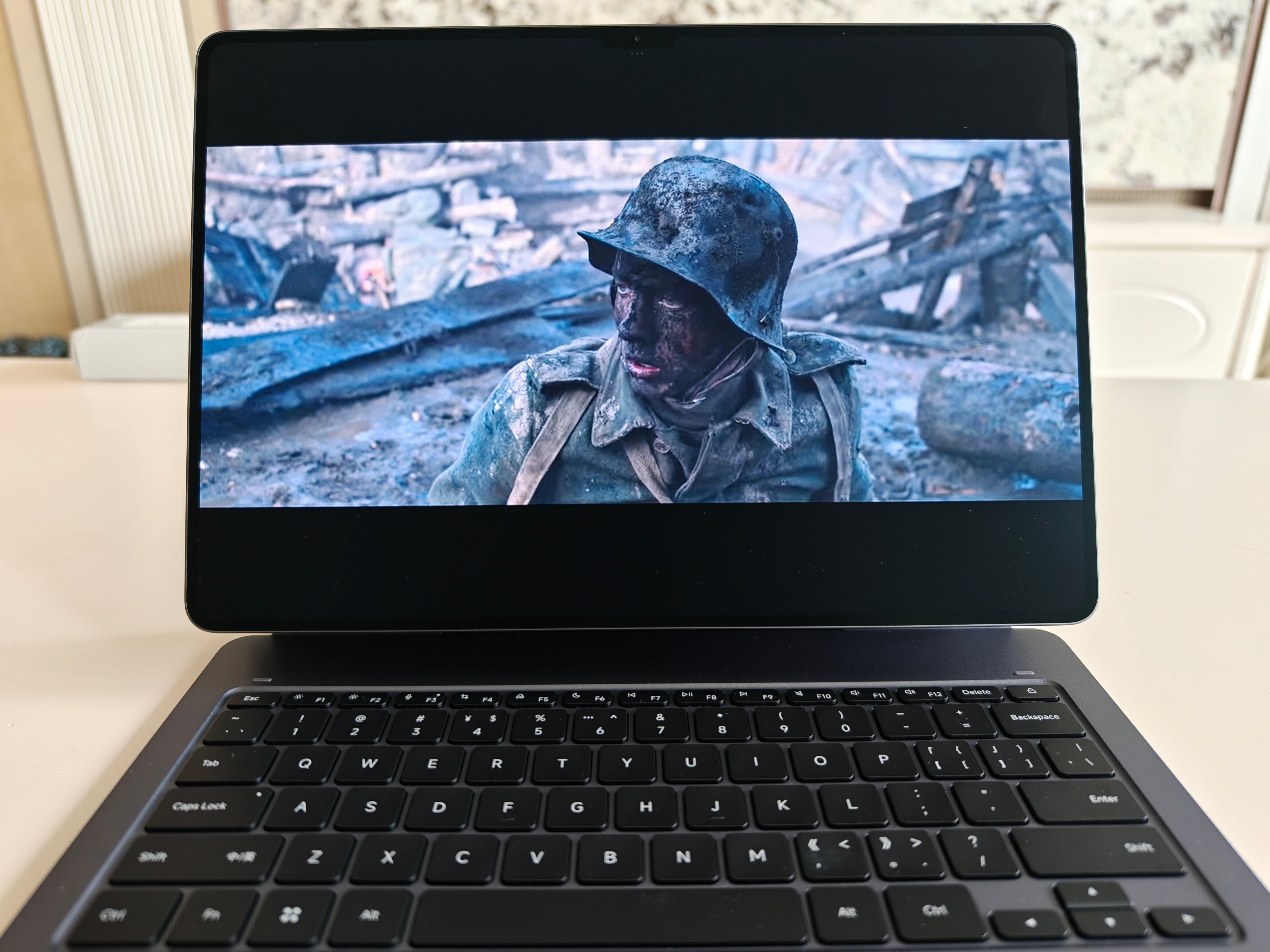 用Xiaomi Pad 7 Ultra来看电影效果真的太棒了，外放和屏幕都极好，