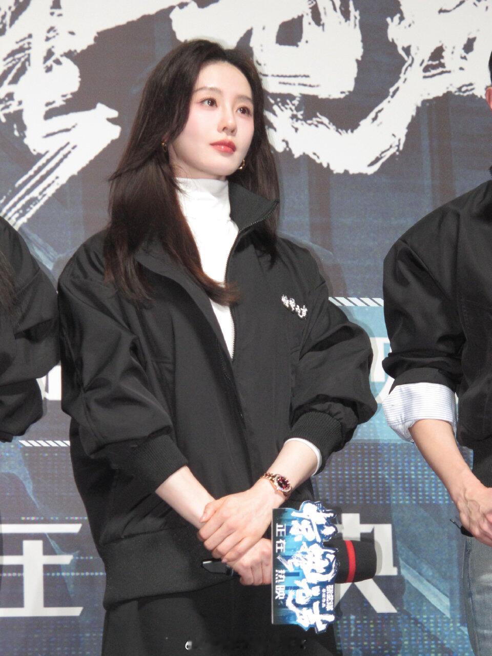 刘诗诗惊蛰无声路演好美刘诗诗惊蛰无声首映礼路透 地表最强淡颜 