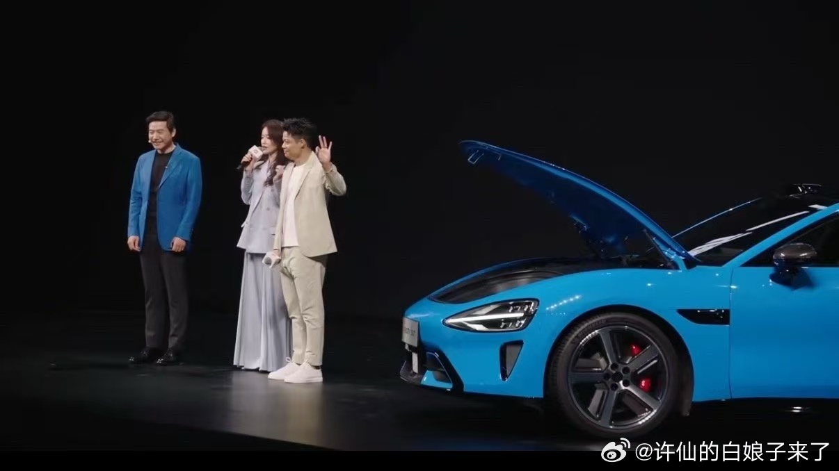 舒淇祝SU7大卖舒淇为SU7送上暖心祝福，气场与格调完美契合。高颜值设计搭配硬核