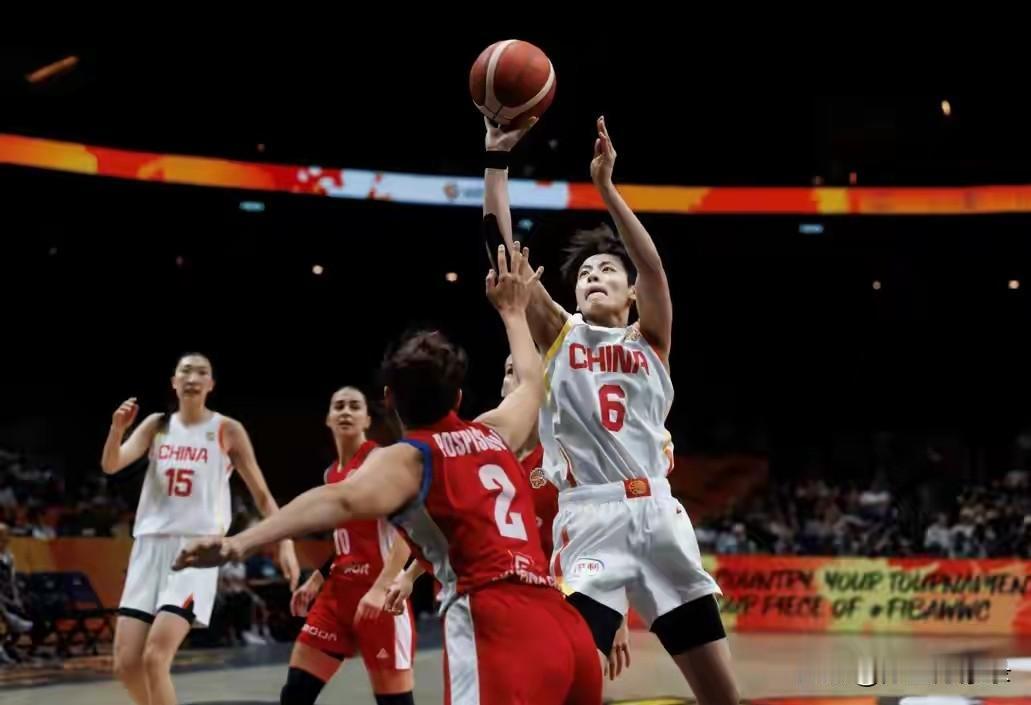 74-70险胜捷克！女篮绝境逆转拿下关键胜，一人全场仅3分遗憾哑火
 
2026