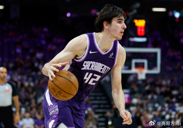 NBA常规赛，国王126-122力克篮网。此役，雷诺出战36分钟，13中10，罚