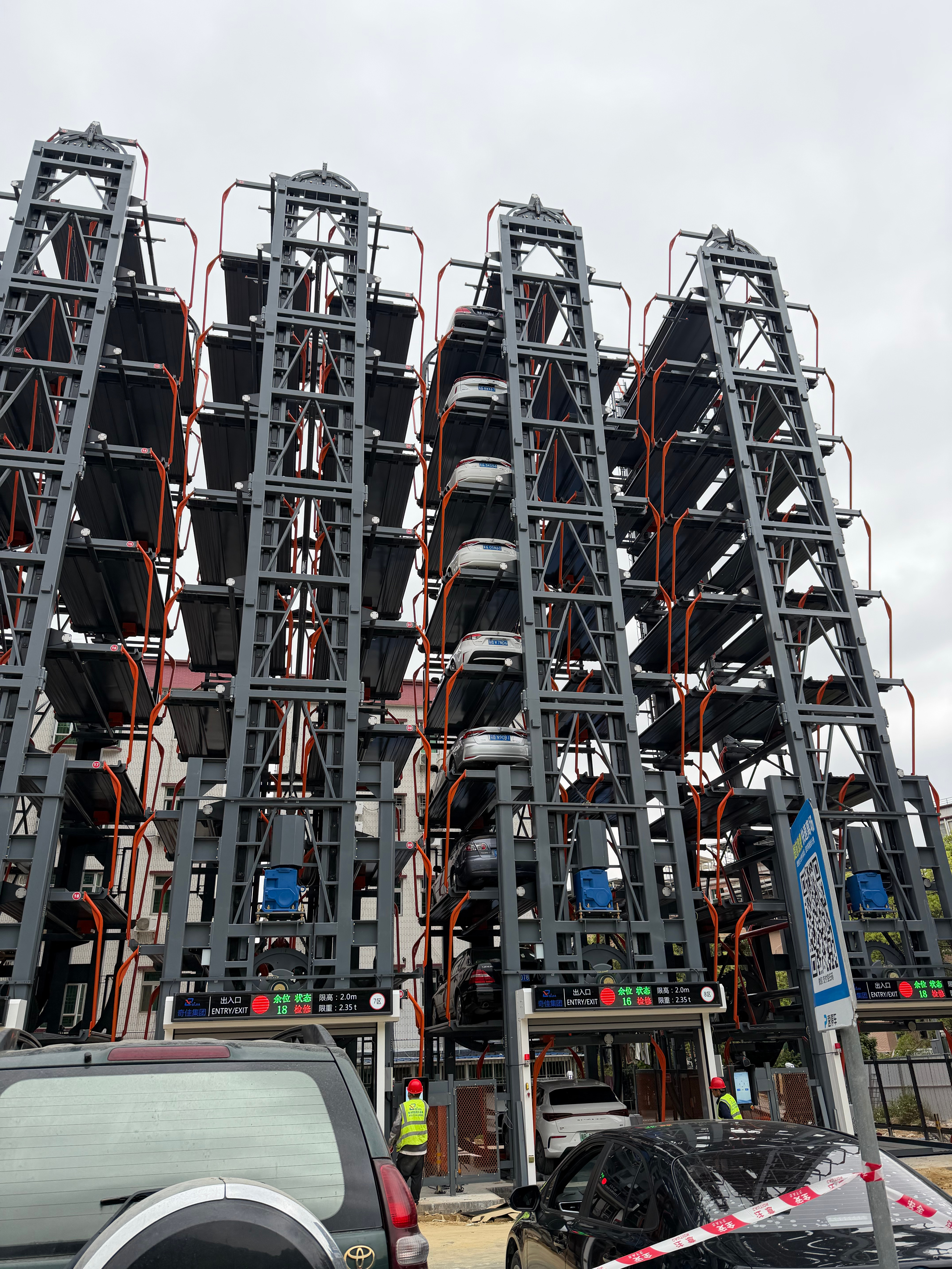 难绷，确实只能停这个类型的车感觉