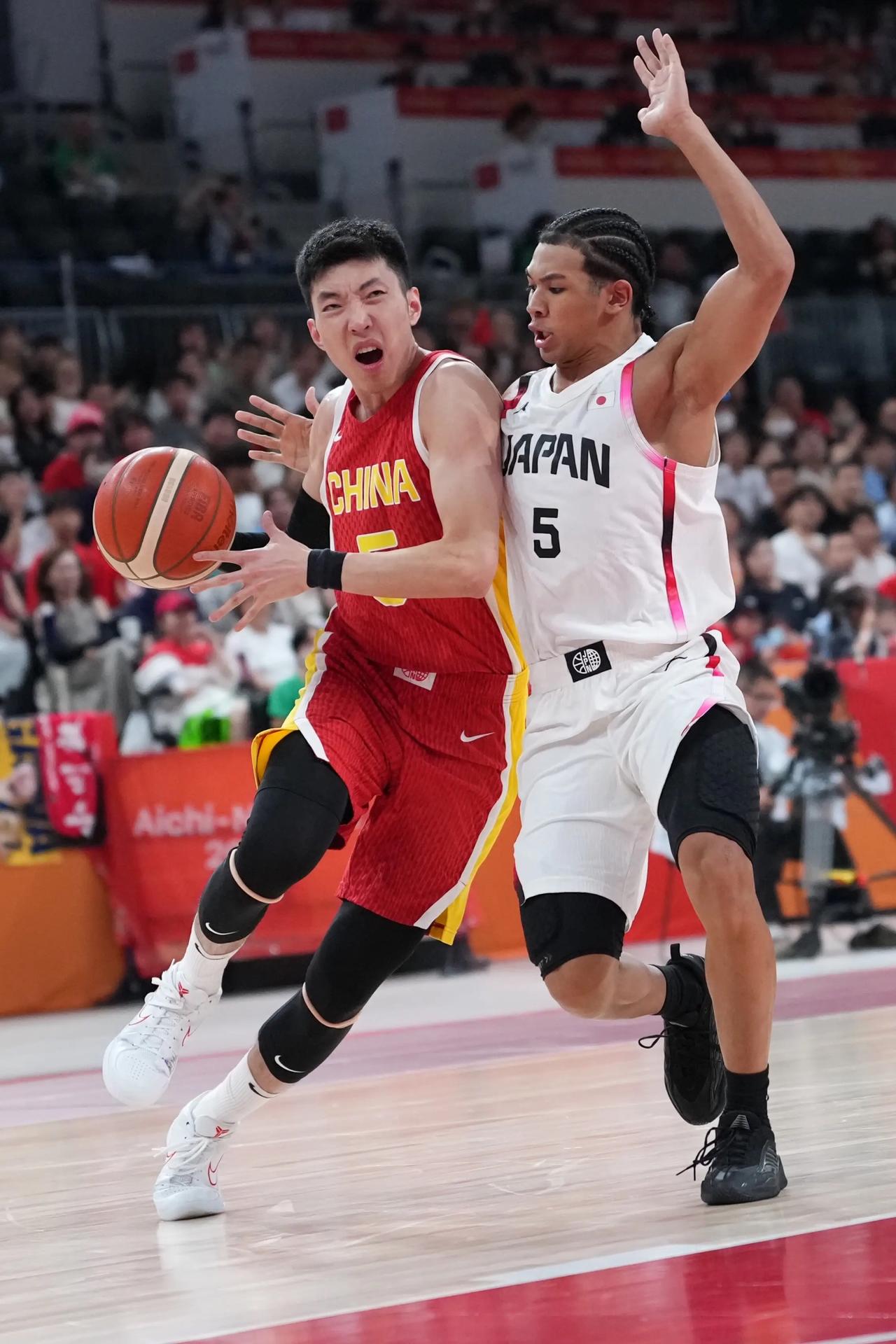 中国男篮今天的比赛是要给自己一个交待

因为再怎么说也要带一枚奖牌回来，这应该是