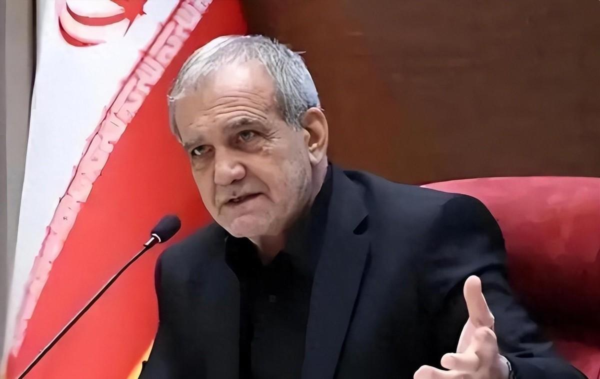 4月19日，霍尔木兹海峡上演了极度魔幻的一幕：一艘毫无武装的伊朗货轮，硬生生顶着