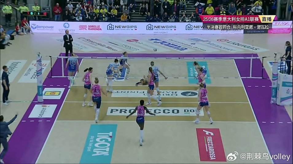 站扣得分。朱婷意大利女排联赛
