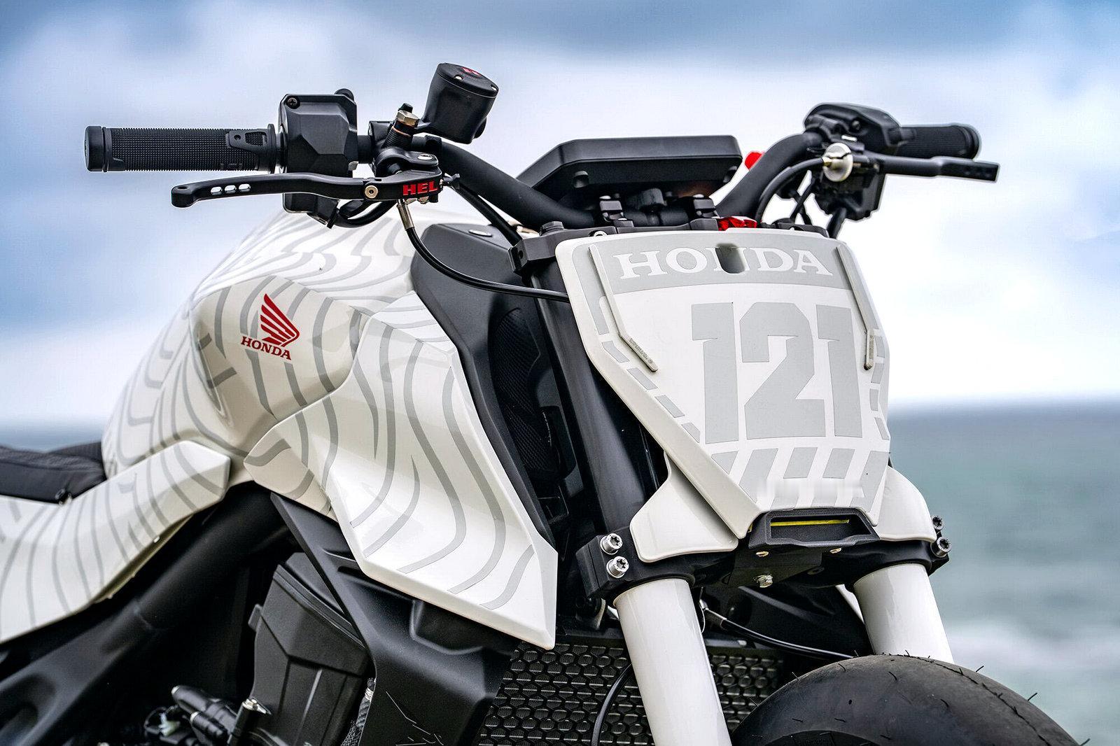 车市热门 Honda 定制大赛 2026 作品——White Venom “ 白