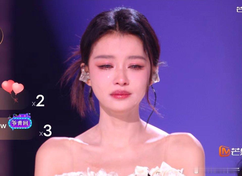 孙怡组真唱孙怡今晚两首歌都是真唱的，而且唱得挺好听的。没想到居然输了。 