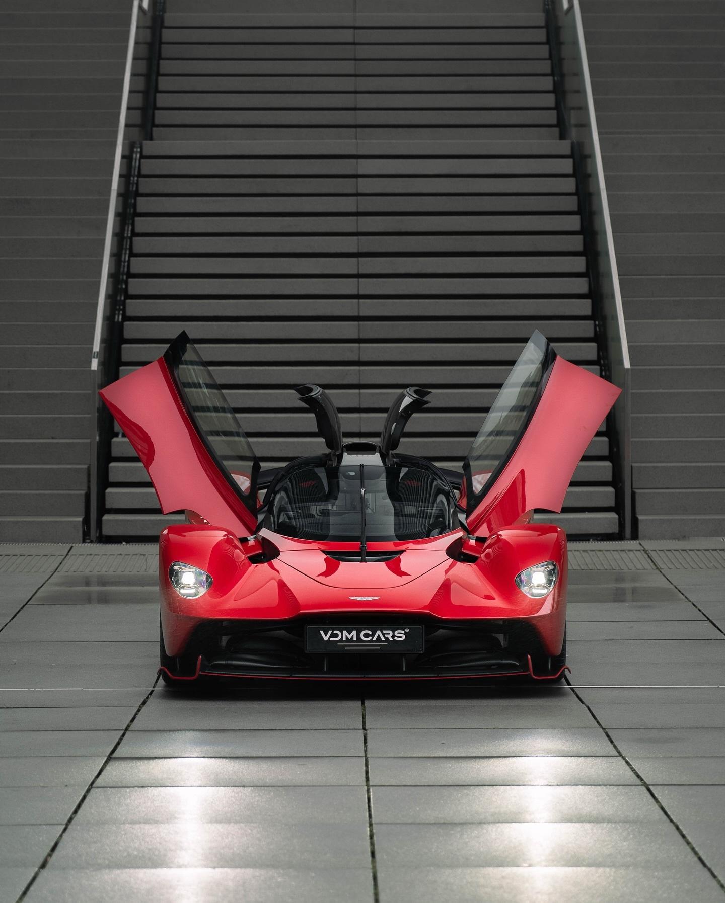 Aston Martin Valkyrie Spiderastonmartin阿