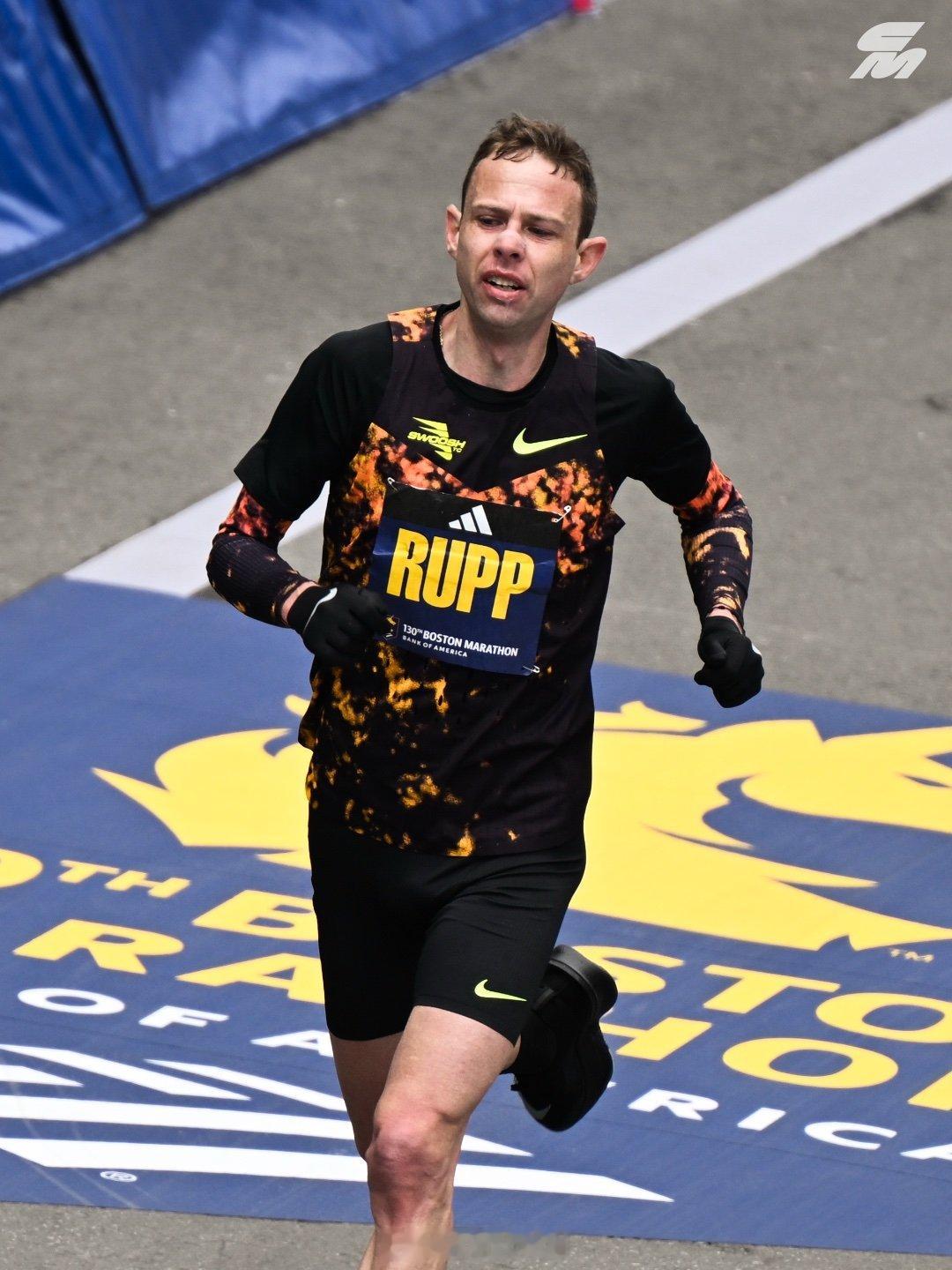美国老将盖伦鲁普 Galen Rupp 在2026波士顿马拉松中跑出2:08:1
