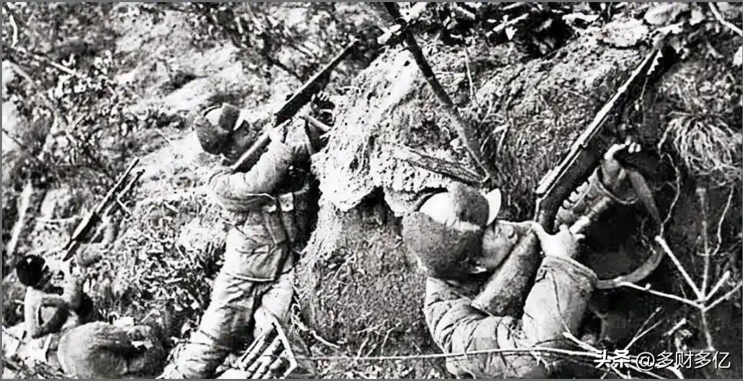 绝境翻盘！23岁志愿军战士逆天攀岩，孤身炸平美军高地救全连
1951年，美军3挺