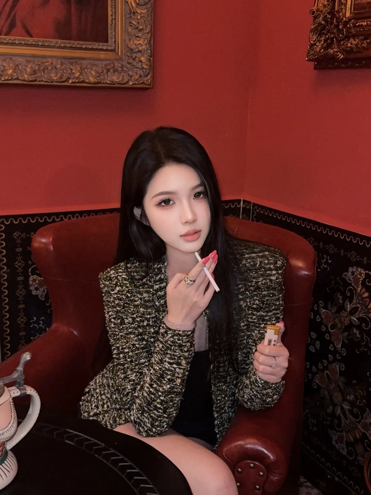 为什么要假装无欲无求 你的每一分钟我都想占有