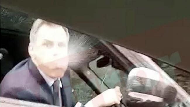 皮尔斯透露卡拉格清楚他的公开批评有时会引起利物浦更衣室的强烈不满 