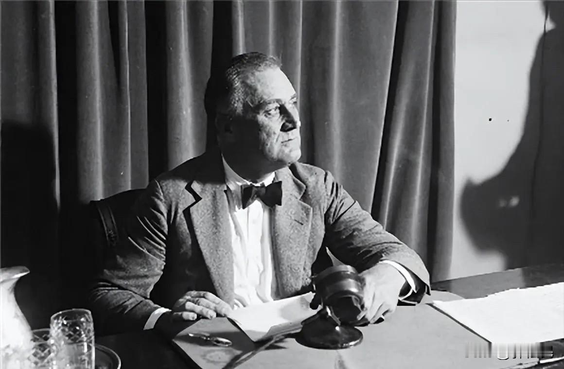 当年，罗斯福总统提出四大自由，其中一条是“免于恐惧的自由。

这一条，美国还有吗