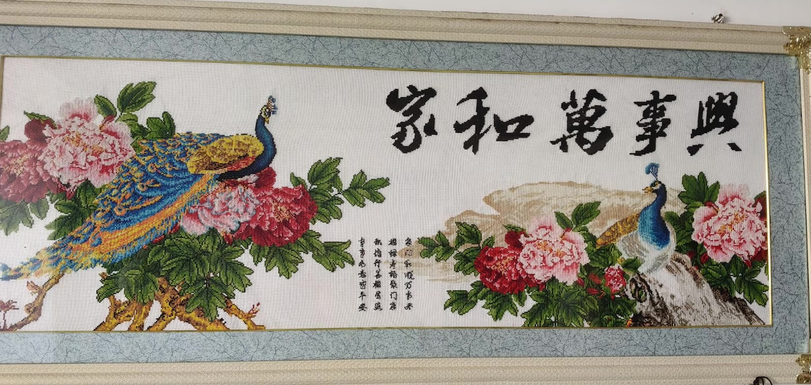 原来拼豆都是老辈子玩剩下的就是现在的拼豆火起来的时候我都蒙了，心里在想这不就是老