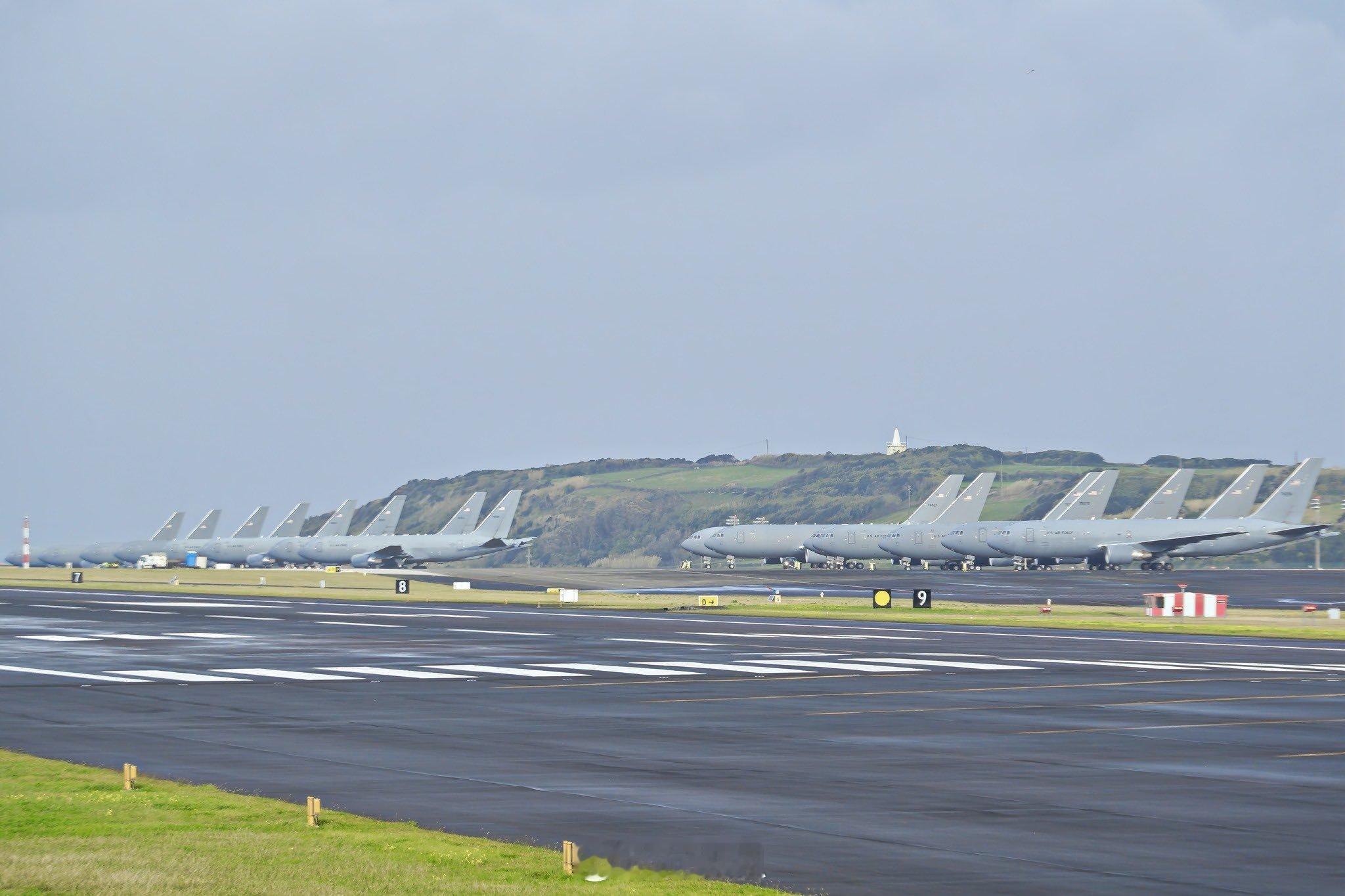 至少有15架KC-46A