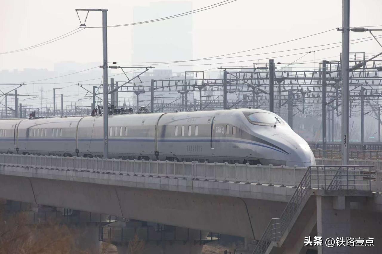 谈谈即将实行的国铁集团新的客车车次编制，你们怎么看？(一)
     前几天，国