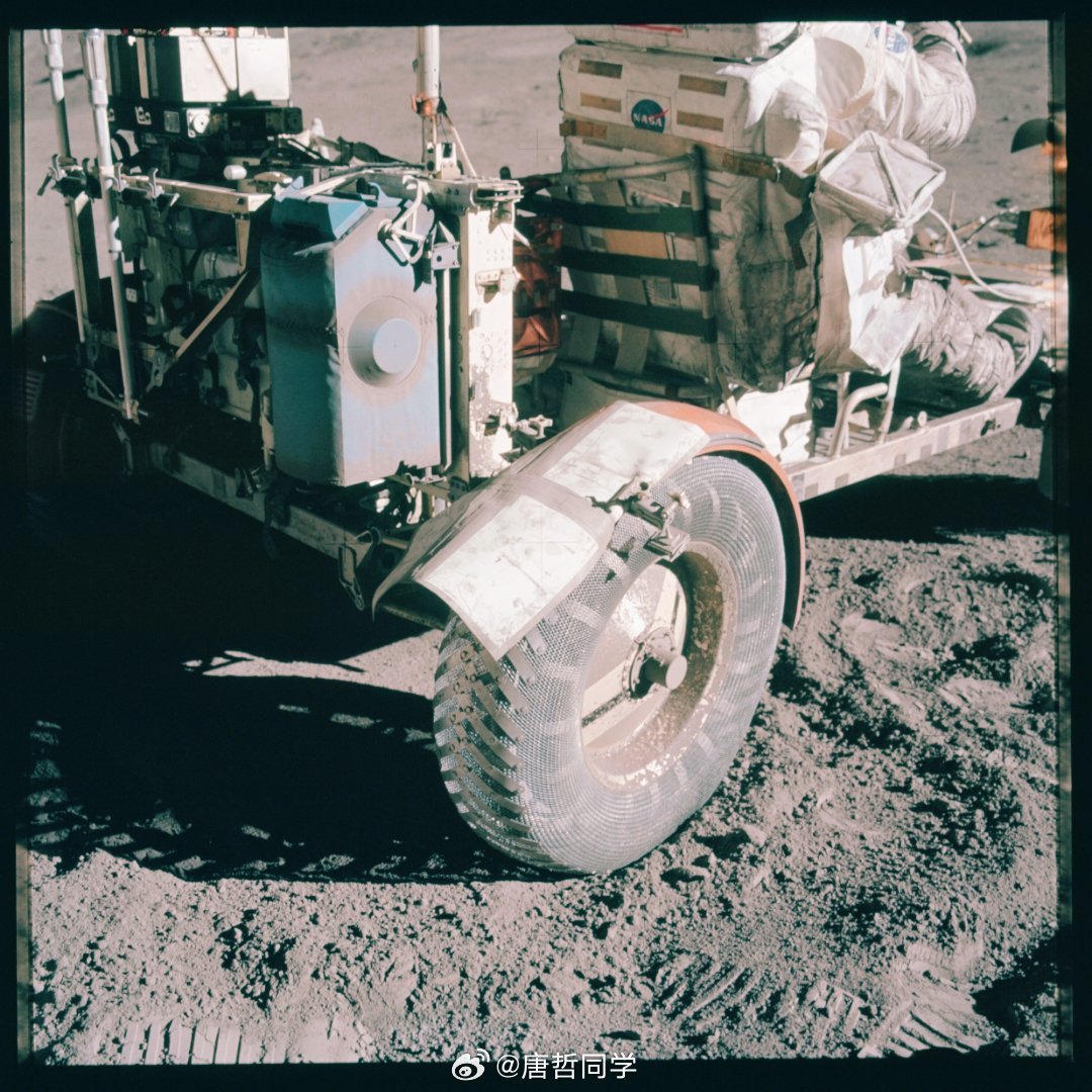 1971年，月球。上世纪，美国“阿波罗号”月球车的高清照片。先不论美国登月的真假