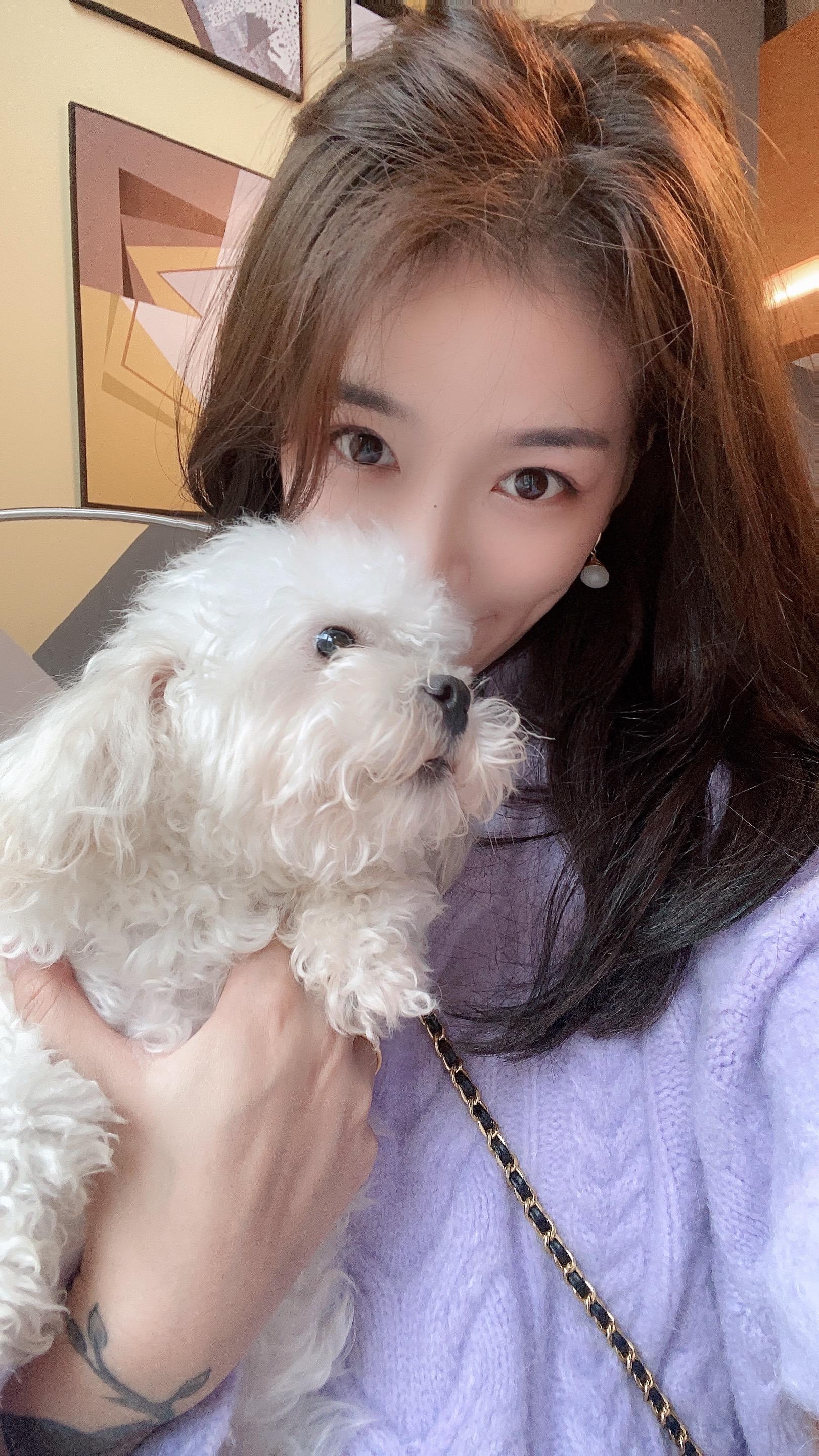 可以正常直播了，家人们谁懂啊 这种失而复得的心情～ nice🐶