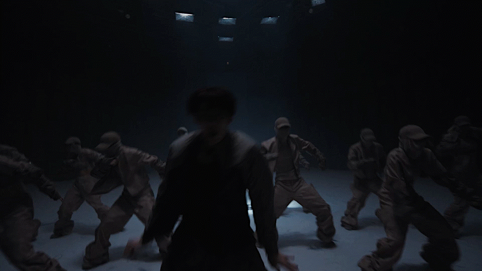 天啊！大哥檀健次第三张音乐专辑第二首新歌《MEDA  REFLEX》MV舞台，太