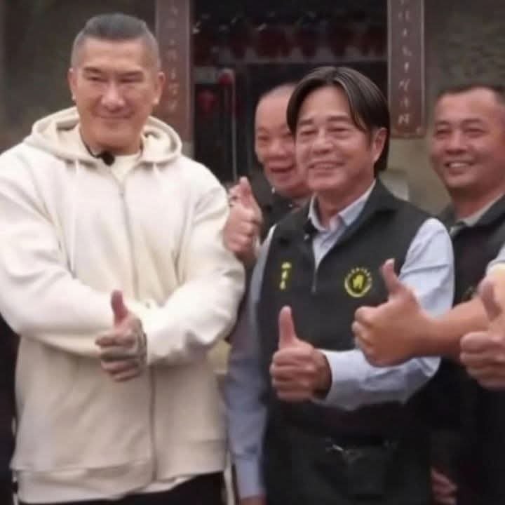 果然是一家人，赖清德怎么去了泉州[哈哈][哈哈]中国台湾省 ​​​