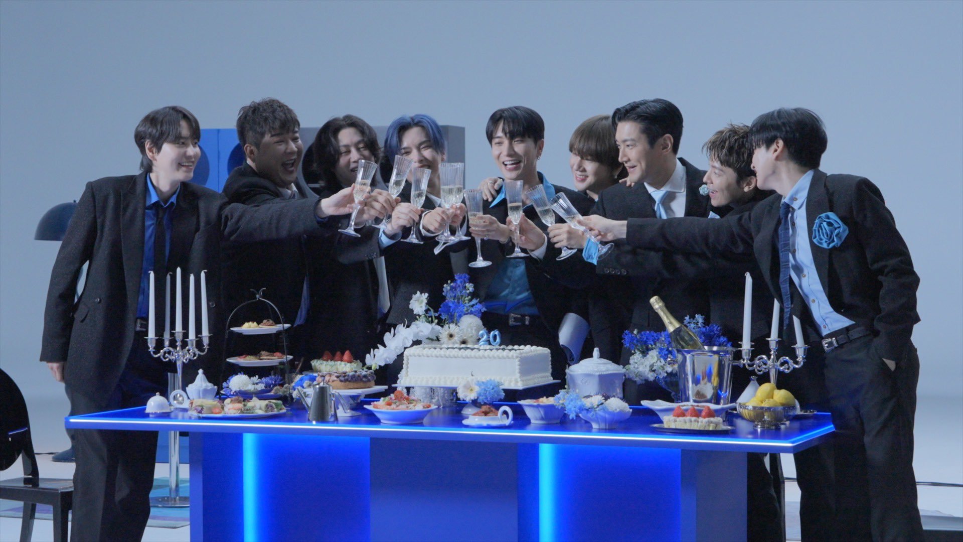 “CB百蓝_。260316 官号更新SuperJunior 相关：Poster 