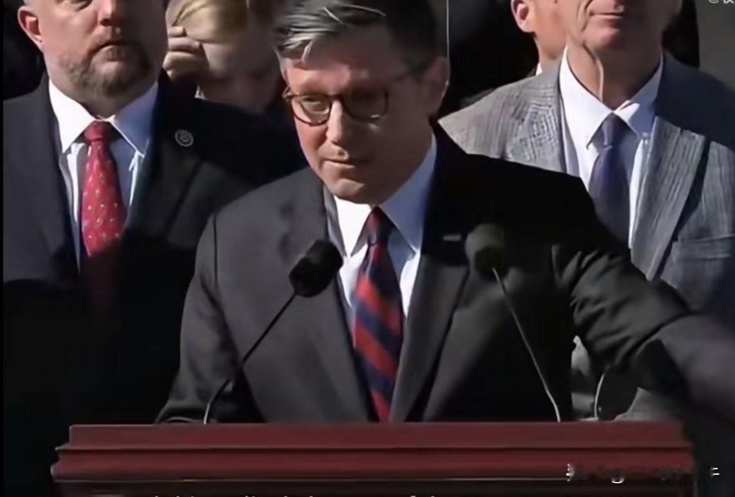 美众议院议长约翰逊称，在即将到来的议会选举中，若共和党无法保持多数席位，特朗普很