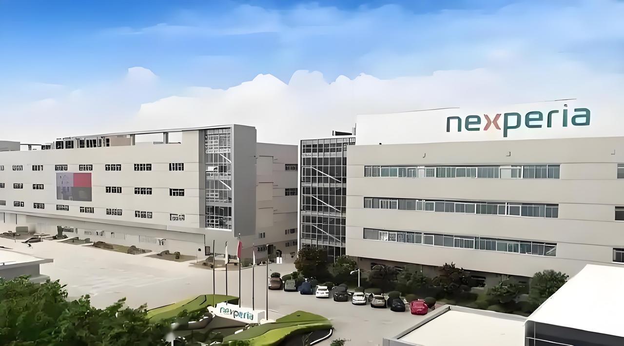 荷兰请求派经济部官员到华磋商安世相关事宜，中方同意。

随着围绕欧洲晶片制造商安