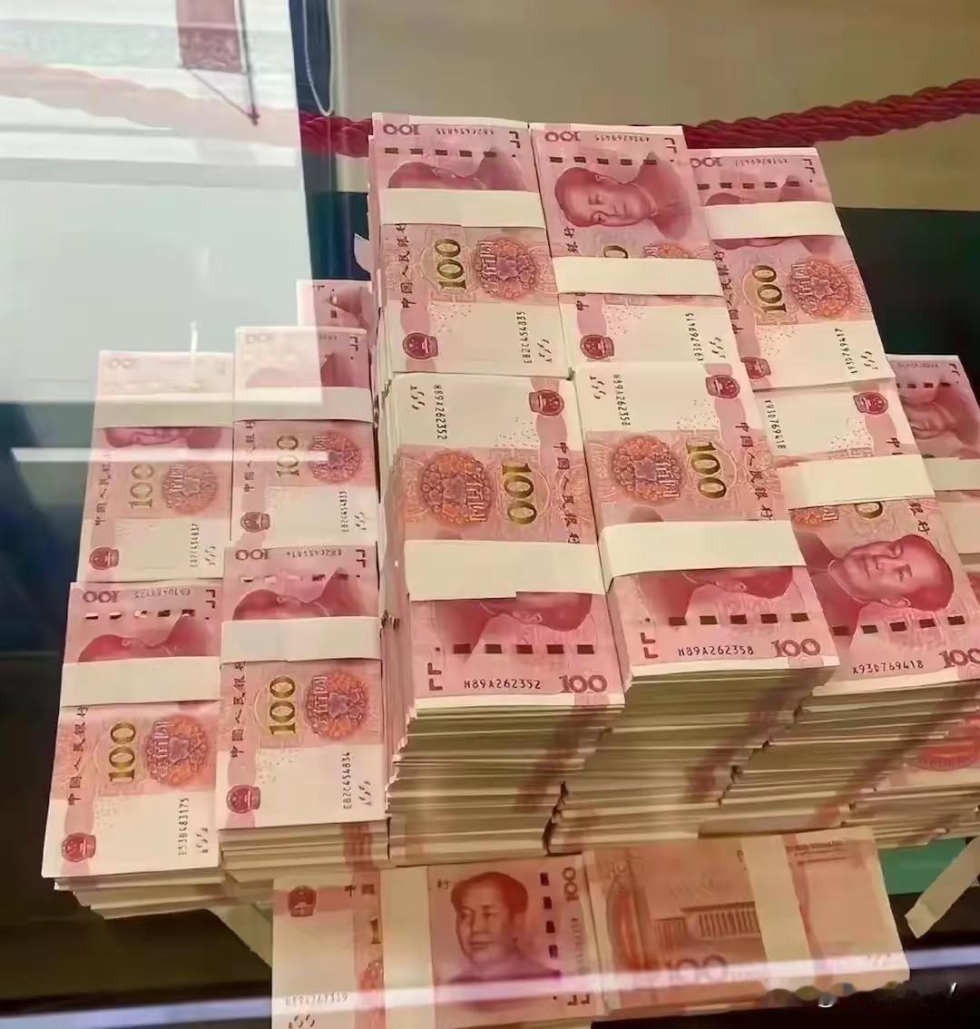 那一刻，才能体会到赚钱的意义！

钱到用时方恨少！平日里，你看所有人都不缺吃喝，