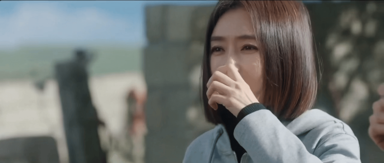 秦岚这一笑里攒了12年的思念 亦舞之城 十二年的寻觅，十二年的牵挂，谭思婷在这漫