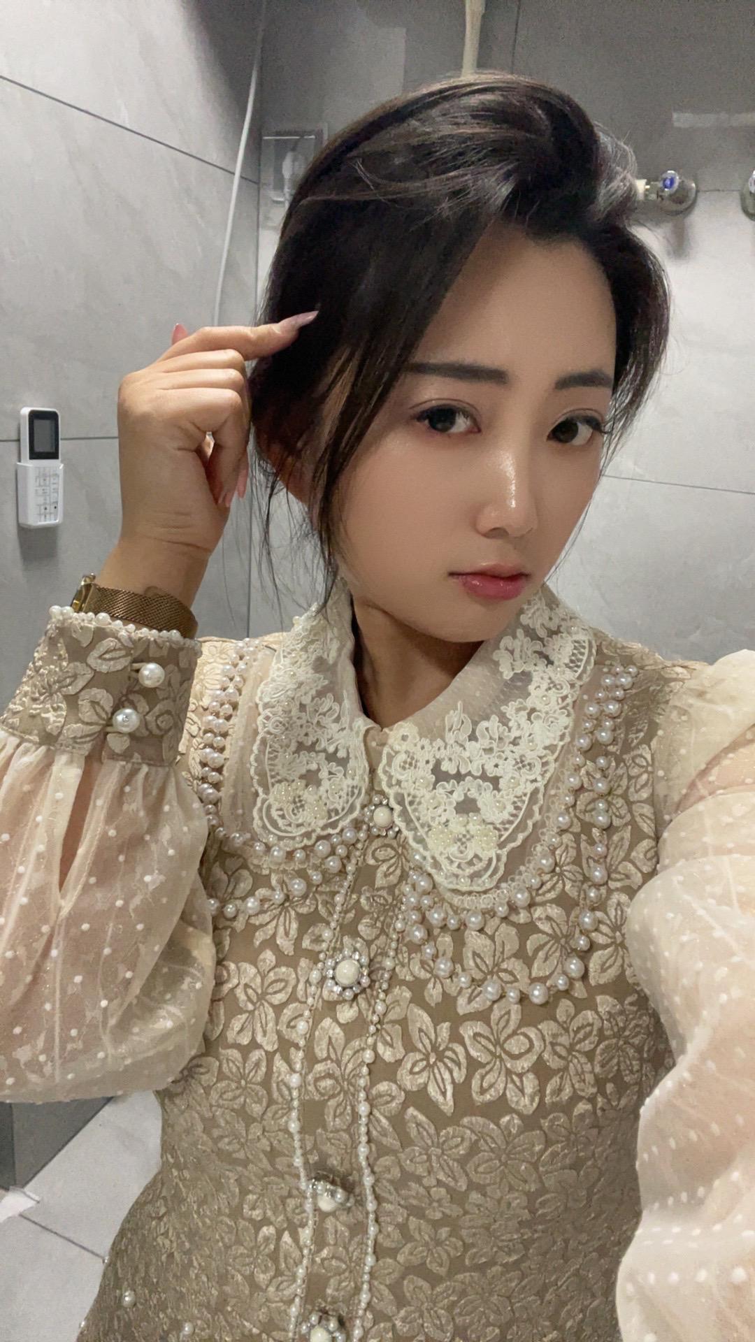 像我这样只顾自己感受的人，谁会钟情🥂